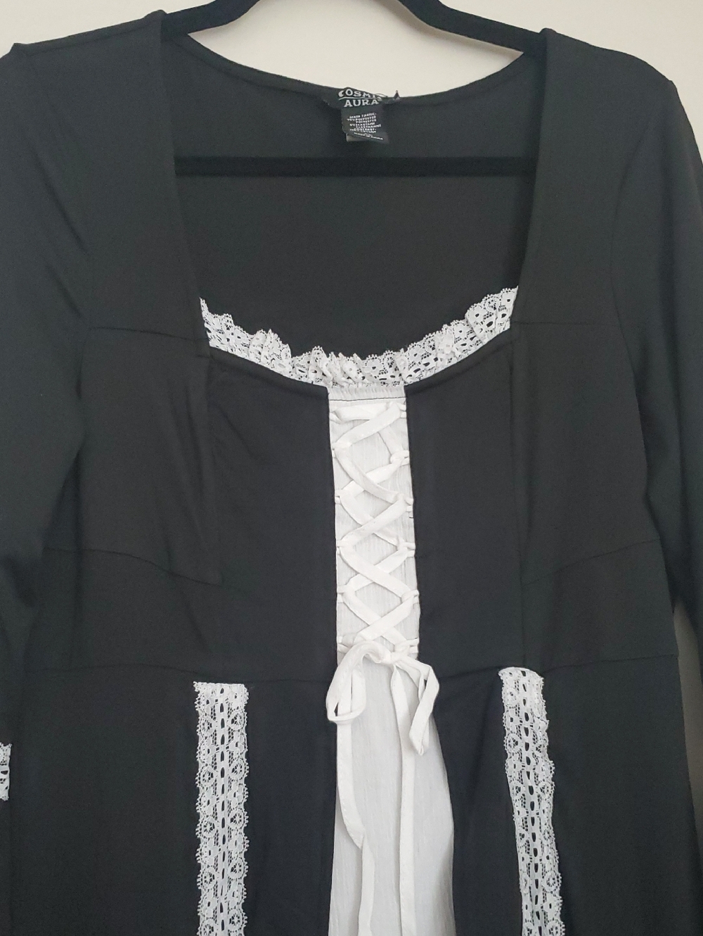 Hot Topic's Black Maxi Dress with White Bell Sleeve Lace Trim - Picture 4 of 14